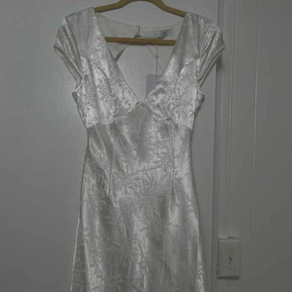 Lulus Loveliest Dream White Satin Jacquard Backless Mermaid Maxi Dress - Size M - Picture 4 of 6